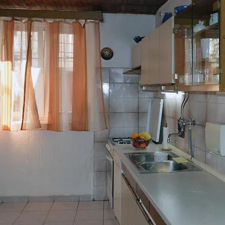 Heart Of The Old Town Apartment *