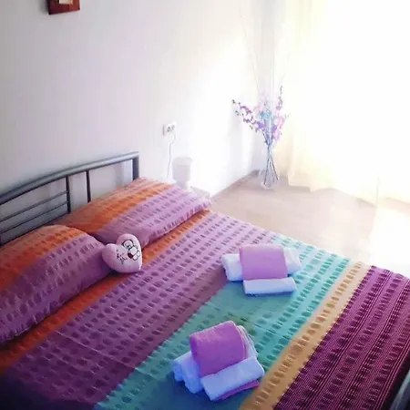 Heart Of The Old Town Apartment *